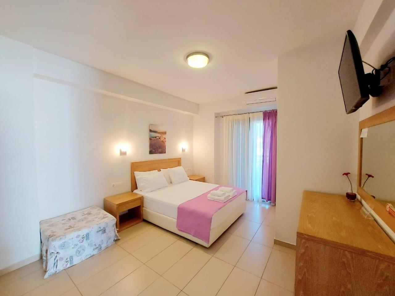Selinopetra Rooms 엘라포니소스 외부 사진