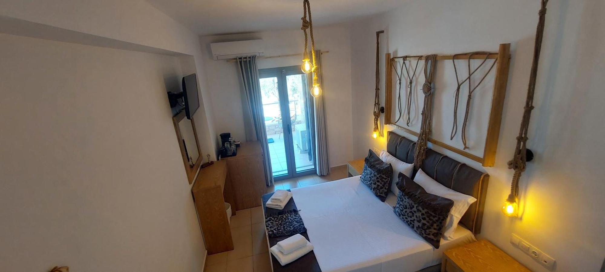 Selinopetra Rooms 엘라포니소스 외부 사진